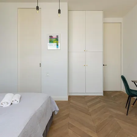 شقة Royal Garden In Wilanow By Renters
